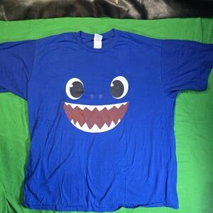 ComfyCamper Shark Men Tee Shirt Size 2XL